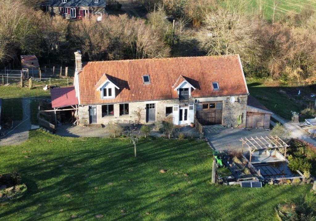 Bed and Breakfast Ferme De Noyes Sourdeval Экстерьер фото